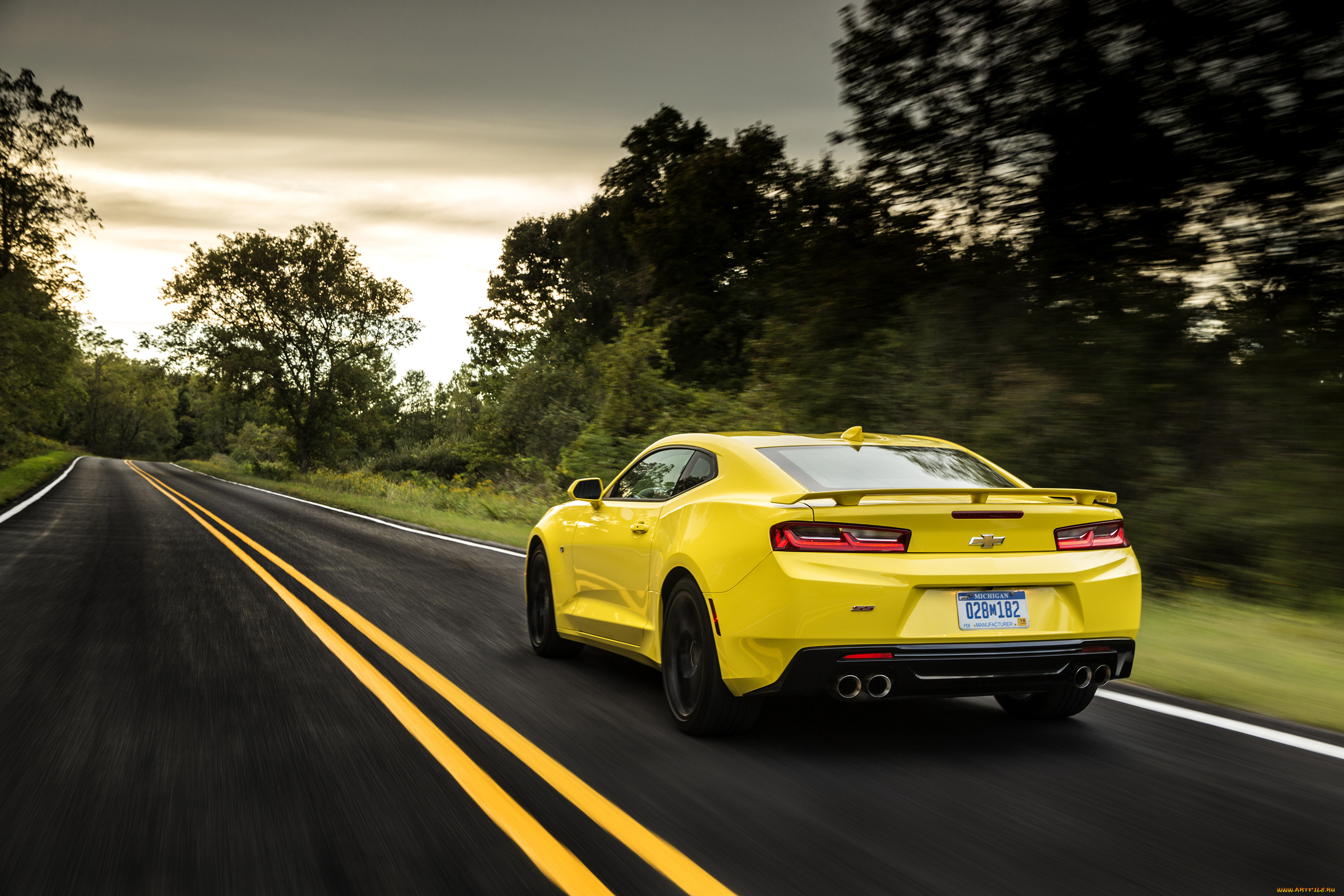 Chevrolet Camaro SS 2016 Yellow